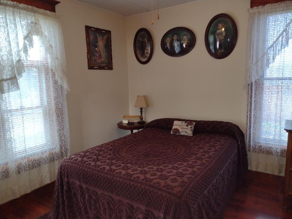 Quiet Full-Size Bed Close To Town 420 Friendly Trinidad Zewnętrze zdjęcie